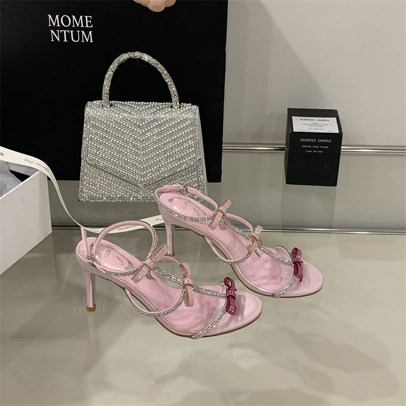 Sandale de plajă în stil prințesă, cu deget în formă de gură de pește, toc ultra-înalt (>8 cm), talpă instabilă