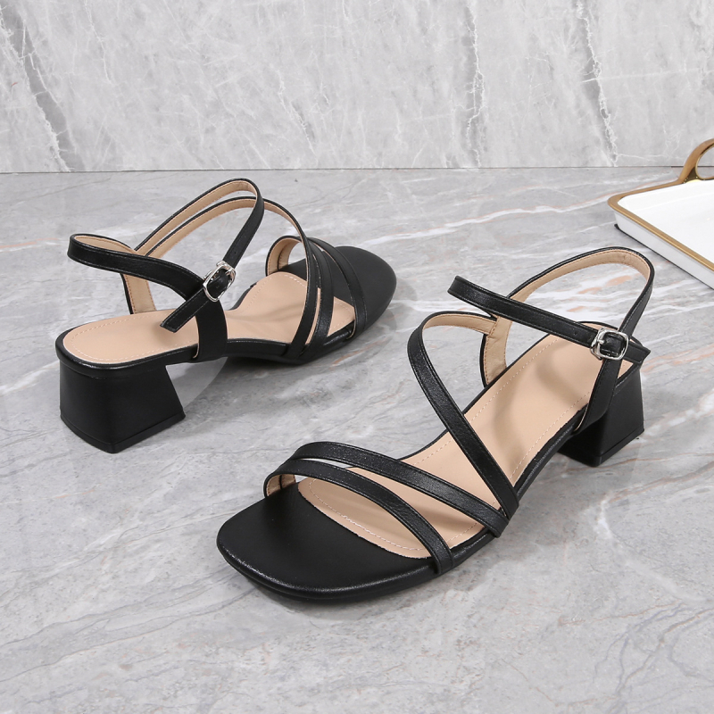 Sandale pentru femei cu un singur curea, toc gros, înălțime 3–6 cm, talpă din cauciuc, interior din Super Fiber.