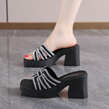 Női magas sarkú cipő négyzetes orral, fényes, vastag talppal, vízálló platforma, PU felsőrész, 8 cm+ sarok