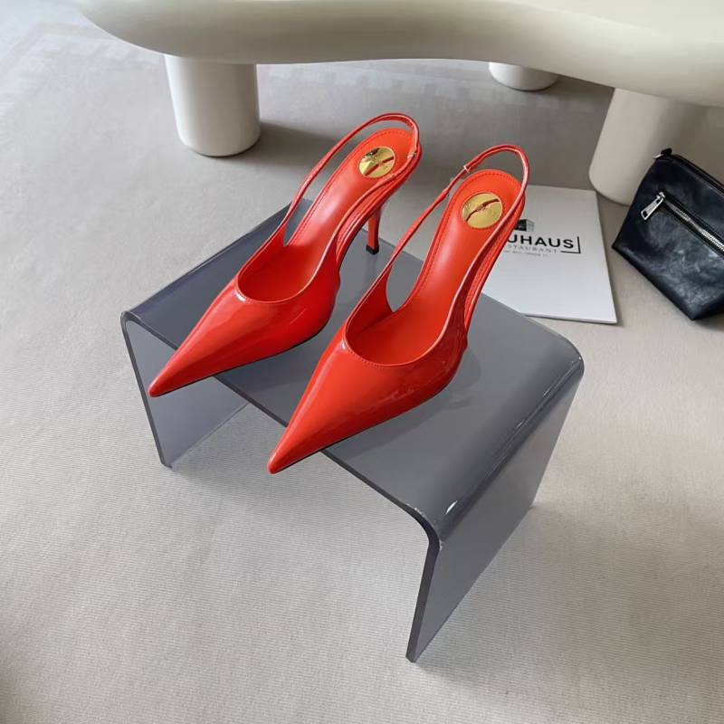 Saint Magasarkú Cipő – alacsony kivágású nyílás, vékony sarok, elasztikus pánt, bőr felső rész