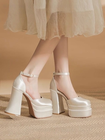 Sandále s jedným remienkom, okrúhla špička, kórejský štýl, gumená podrážka, bez podšívky, štvorcový podpätok nad 8 cm, leto 2025