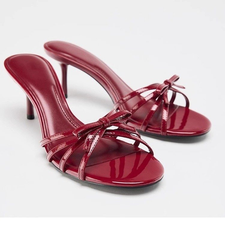 Női egypántos magas sarkú cipő • kerek orrú • gumi talp • mindennapi stílus • Nyár 2025