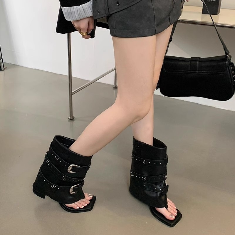 Sandále v rímskom štýle s hranatým nosom, retro dizajn, PU vrchný diel, gumová podrážka, hrubý podpätok 3–6 cm