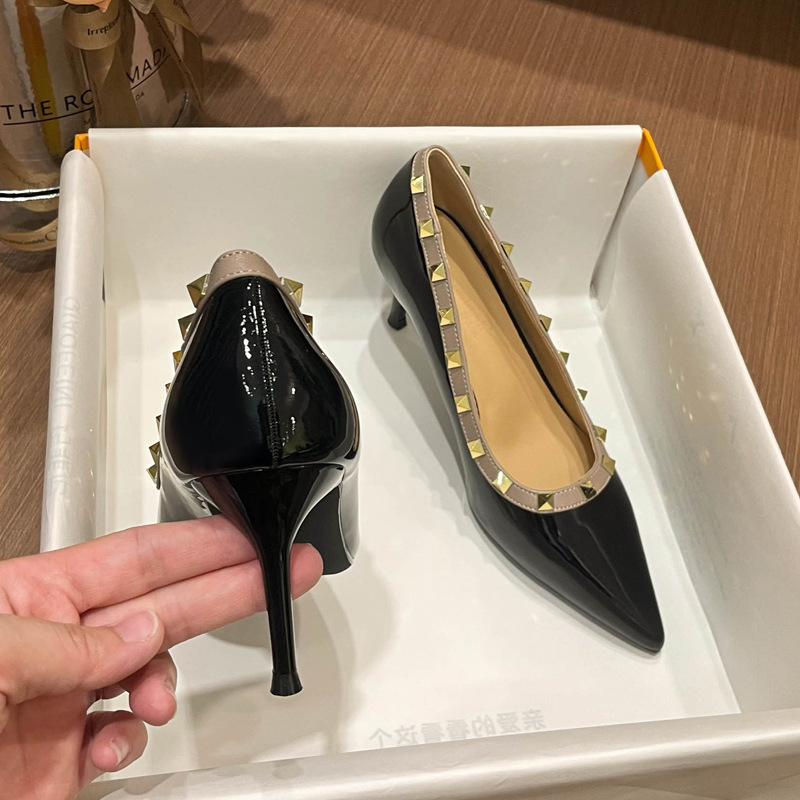 Ženske banket cipele — špičast nos, tanak pet 6–8 cm, stil princeze, slip-on dizajn, gumeni đon