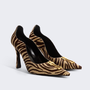 Dámske lodičky s ostro zahnutým nosom, vrchný diel z pravej kože, pruhovaný vzor, podpätok vyšší ako 8 cm, gumová podrážka