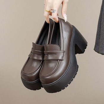 Loaferice u britskom stilu s okruglim vrhom, gornji materijal: super vlakno, gumena potplatica, debeli pet 6–8 cm, niski otvor (jesen 2024)