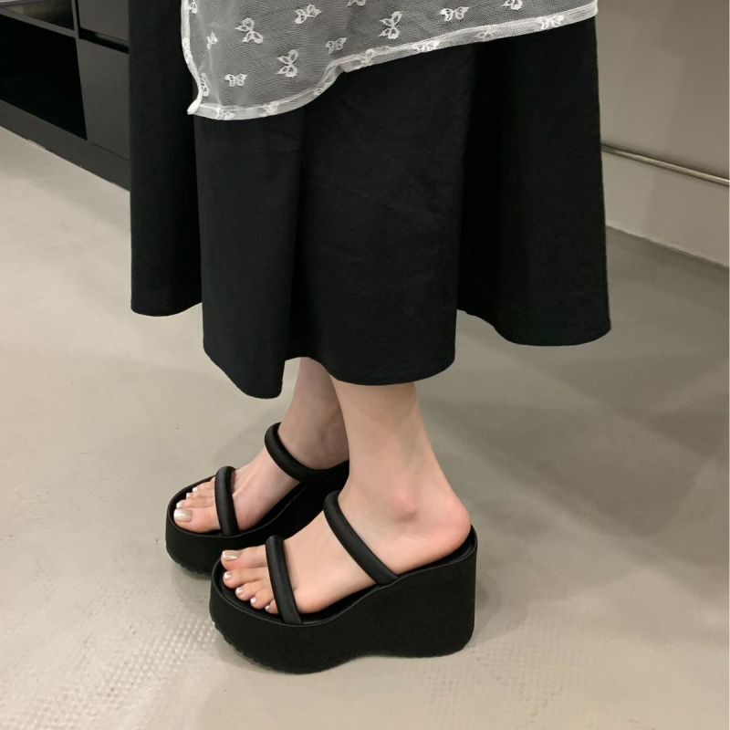 Satenske sandale s debelim petom i četvrtastim vrhom, PU podstava, đon od pjenaste gume – proljeće 2025