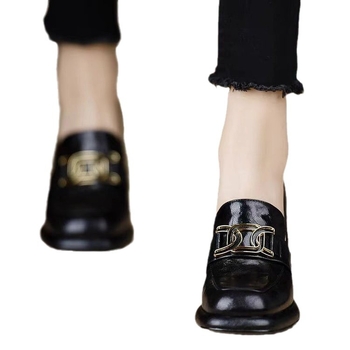 Dámske topánky s hrubým podpätkom a vodotesnou platformou, štvorcová špička, PU horný materiál, výška podpätku 6–8 cm