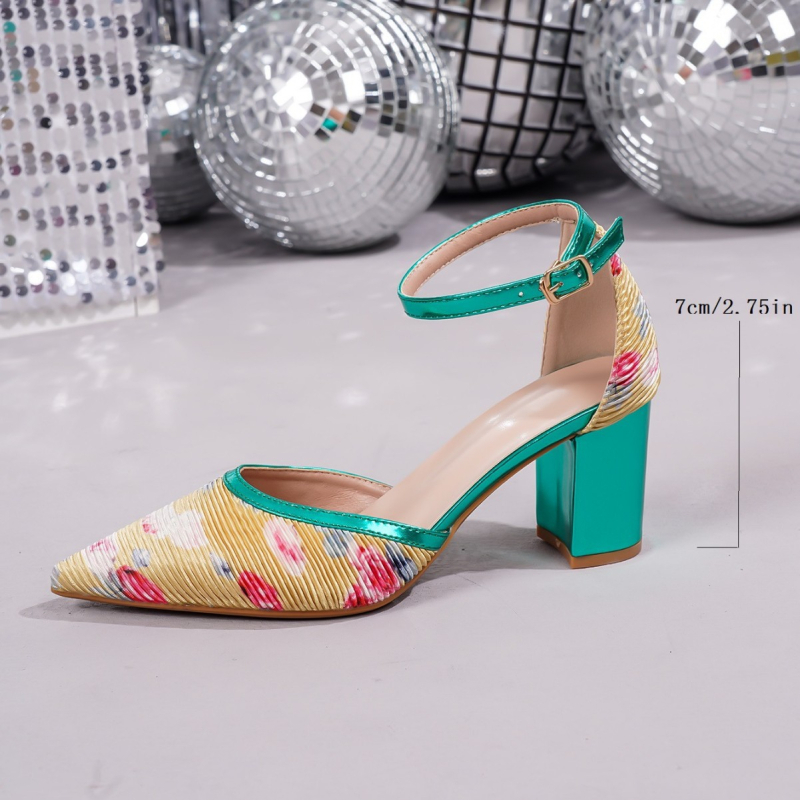 Обувки на високи токчета с остър нос, дебел ток и презрамка с една катарама; PU горна част, TPU подметка