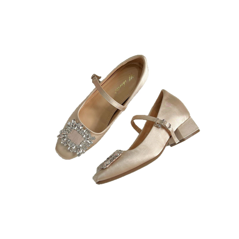 Pantofi Mary Jane din satin, cataramă pătrată cu pietre strălucitoare, interior cu creștere a înălțimii, toc înalt