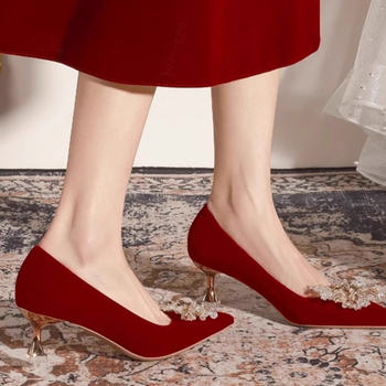 Pantofi de mireasă cu cristale, vârf ascuțit, velur pe partea superioară, toc 6-8 cm