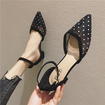 Ženske sandale na srednjoj peti s mrežastim gornjim dijelom, šiljasti nos, prozračne, gumena potplat