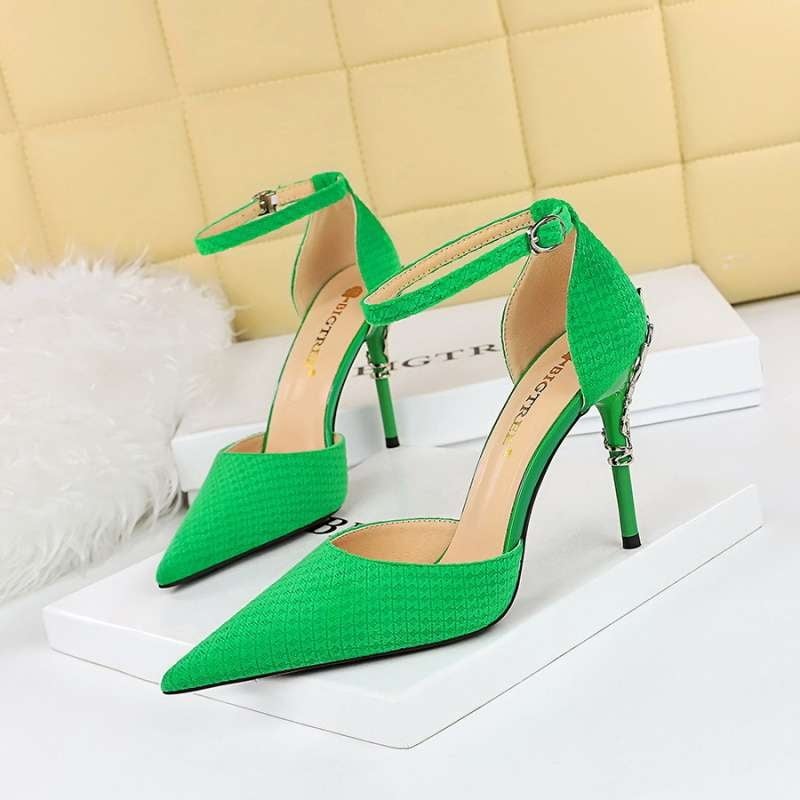 Korejskog stila suede sandale s jednim kaišem, otvoreni dizajn, zašiljeni vrh prsta, visoki pet iznad 8 cm