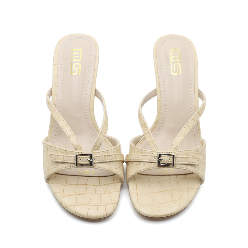 Sieviešu kurpes PU augšpuse, PU iekšējais materiāls, gumijas zole, apaļa purngale, brīvā laika stils