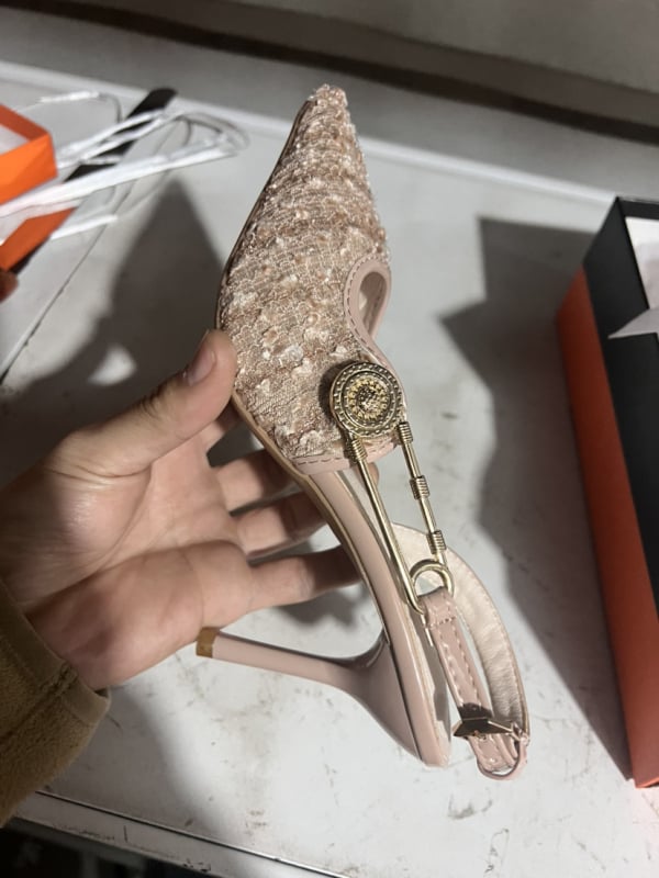 Sandále s ostrým špičkou, zapínanie na pracku, 6–8 cm tenký podpätok, PU horná časť, gumová podrážka