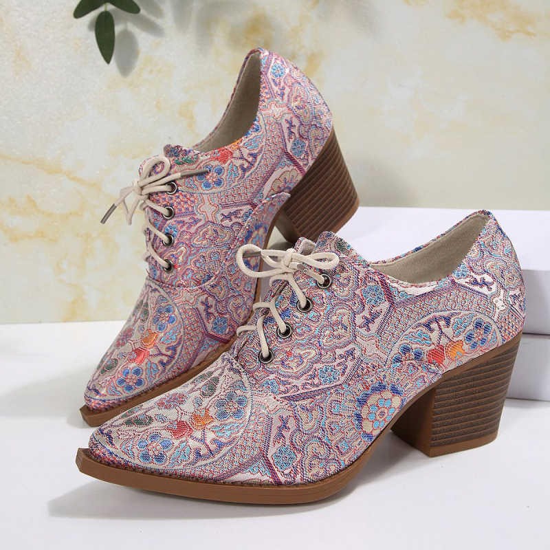Dámske vysoké topánky na podpätku s kvetinovým vzorom, hrubý podpätok 6-8 cm, vrchný materiál z textilu, viazanie šnúrkami