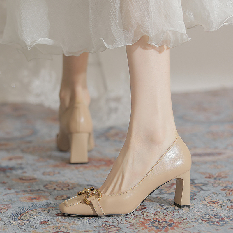 Ženske cipele u francuskom stilu, kvadratni vrh, srednji pet 3–6 cm, gornji materijal: super vlakno, potplat: guma