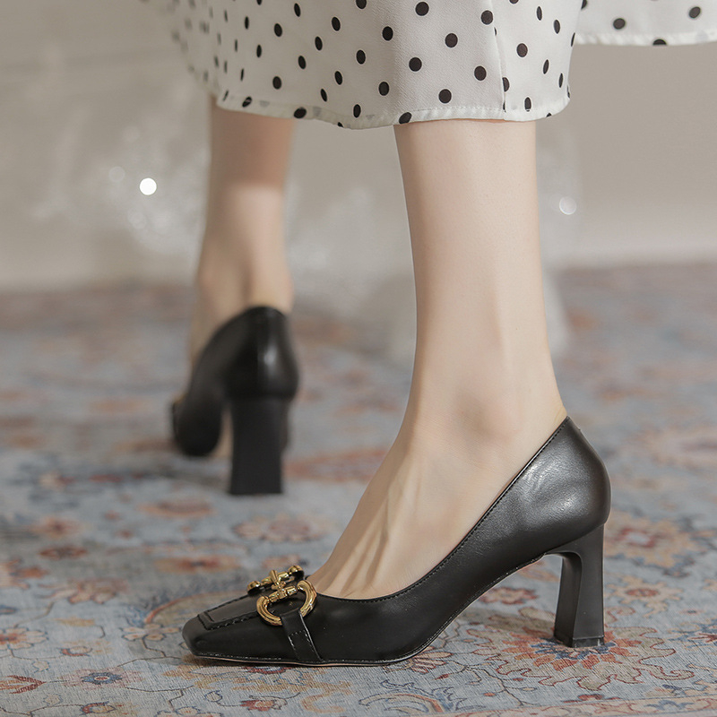 Ženske cipele u francuskom stilu, kvadratni vrh, srednji pet 3–6 cm, gornji materijal: super vlakno, potplat: guma