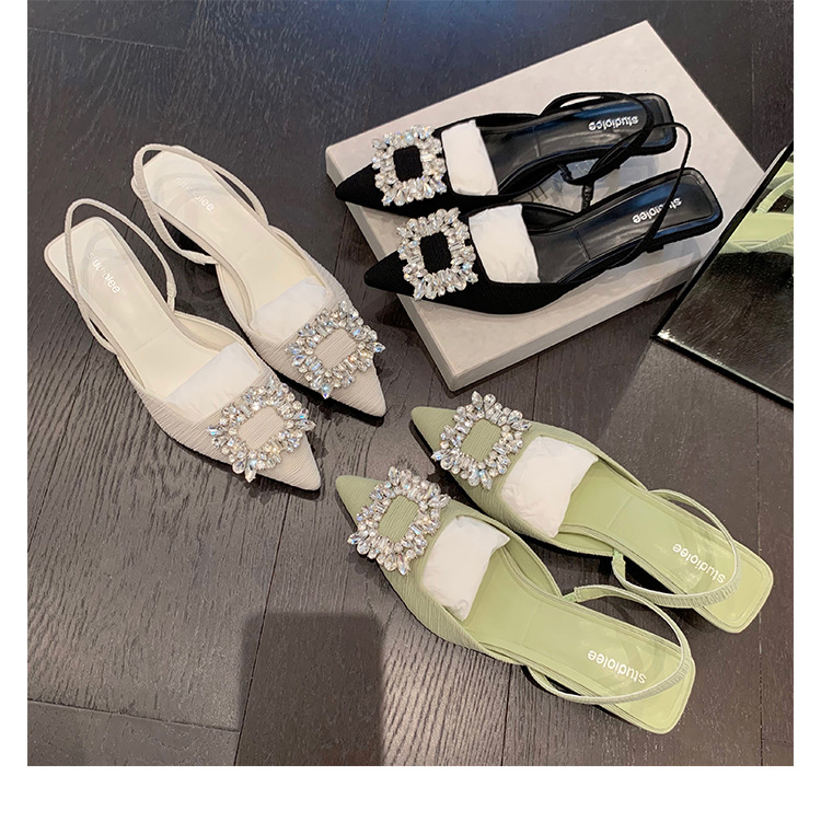 Sandale s remenom i kvadratnom kristalom kopčom, oštar vrh, otvorena peta, stražnje vezanje, visoke potpetice 6-8 cm