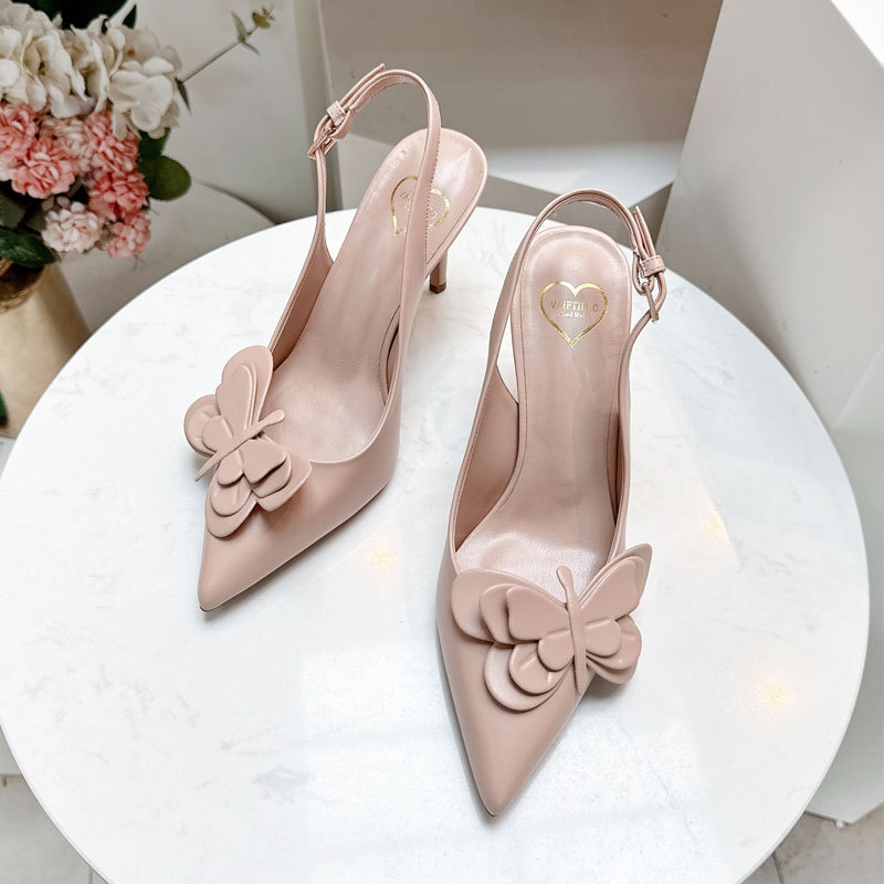 VAIFTILNO Sandaļas ar smailu purnu, aizmugure atvērta ar siksniņu, augšējais materiāls: superšķiedra, iekšējais materiāls: aitas āda, zole: gumija