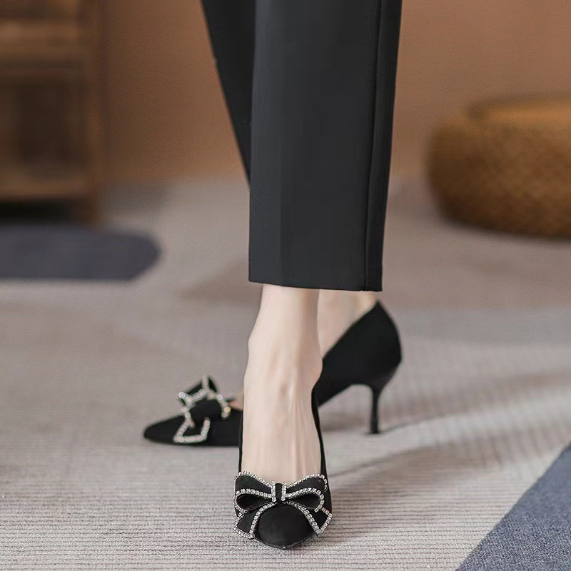 Ženske visoke pete, korejskog stila, šiljasti nos, stiletto petu, velur gornji dio, visina peta 6-8 cm