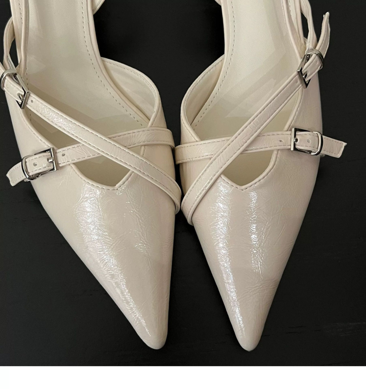 Sieviešu sandales ar asas purnu un aizmugurē izgriezumu, plāns papēdis 6–8 cm, augšpuse: Super fiber, iekšpuse PU (Upper: Super fiber; Toe: Pointed; Heel: 6–8 cm; Inner: PU)