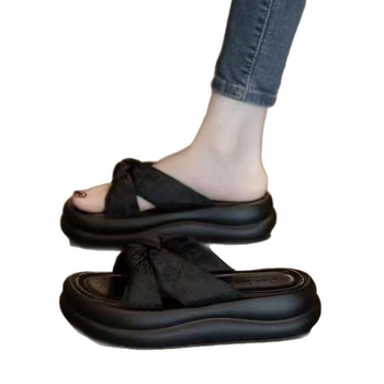 Női vastag talpú szandál, tündér-stílus, felső textilek, PU talpbetét, gumírozott talp, kerek orr, 2025 tavaszán