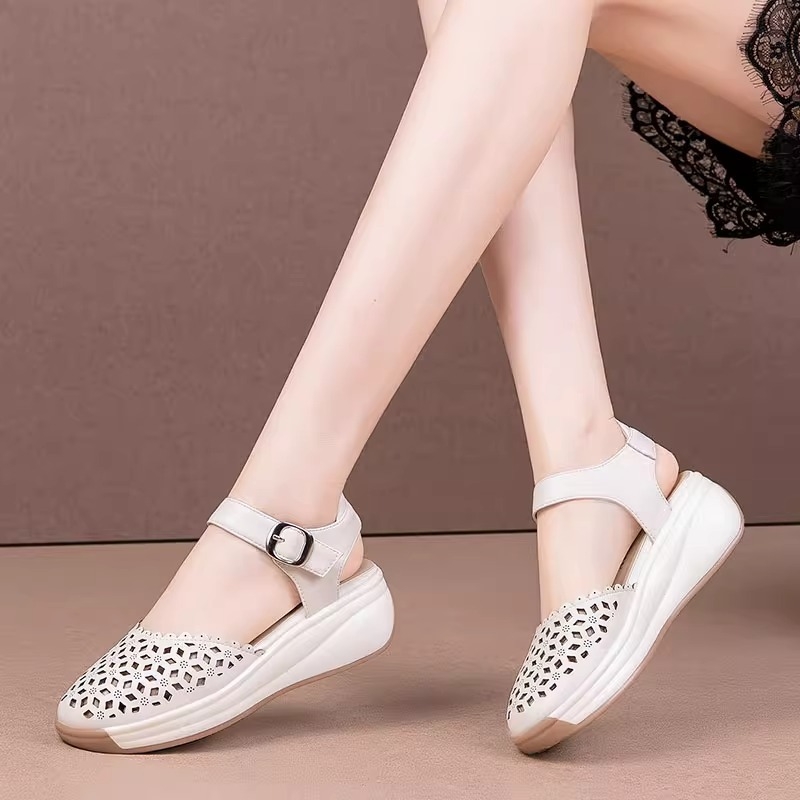 Siksnu sandales ar apaļu purnu, PU augšdaļa, gumijas zole, vasara 2024