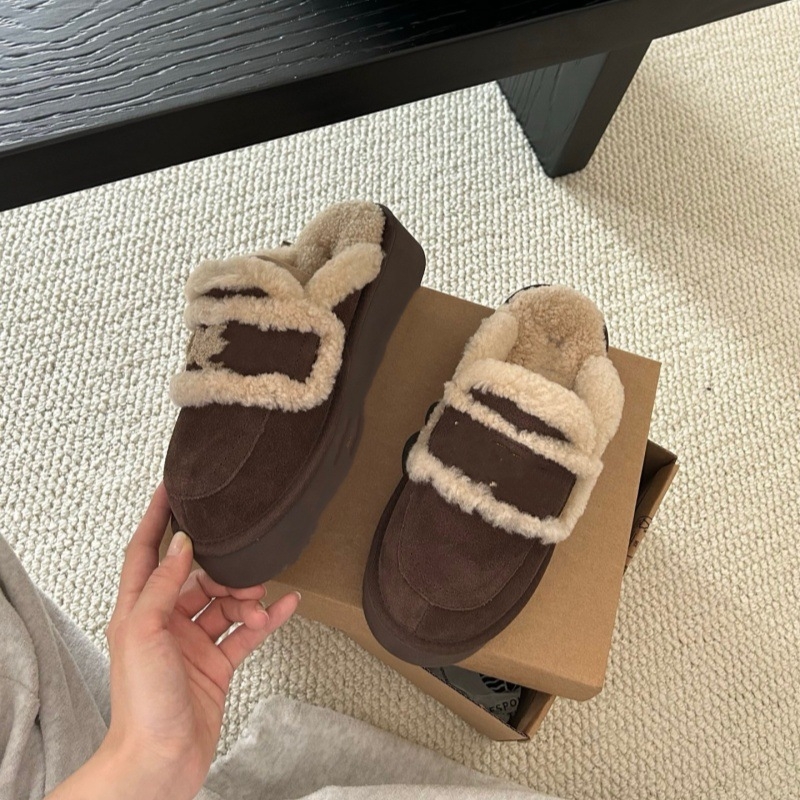 Papuče s koženým vrchným dielom, 3 cm hrubá gumová podrážka, okrúhla špička, podšívka z ovčej vlny, domáce zimné papuče pre dospelých.