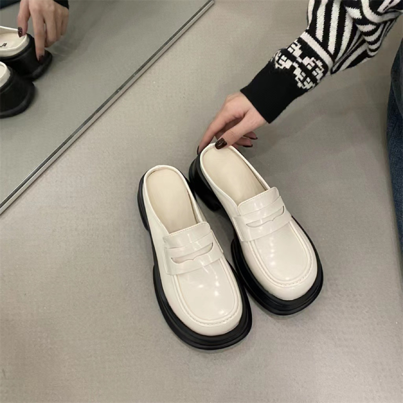 Ženske papuče s okruglim vrhom, PU gornji dio, PU unutrašnjost, TPR potplat, retro stil