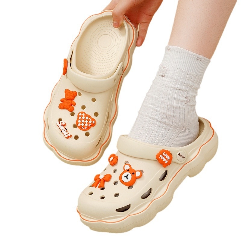 Sieviešu kurpes ar caurumiem – EVA zole, EVA augšējā daļa (Materiāls zoles: EVA; Materiāls augšējā daļa: EVA; Zoles biezums: 4; Pielāgots dizains: Jā; Dzimums: Sievietes)