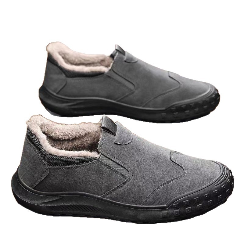 Muške kućne papuče slip-on, s gornjim dijelom od antilopa, plišanom podstavom i debelom potplatom za zimsku toplinu