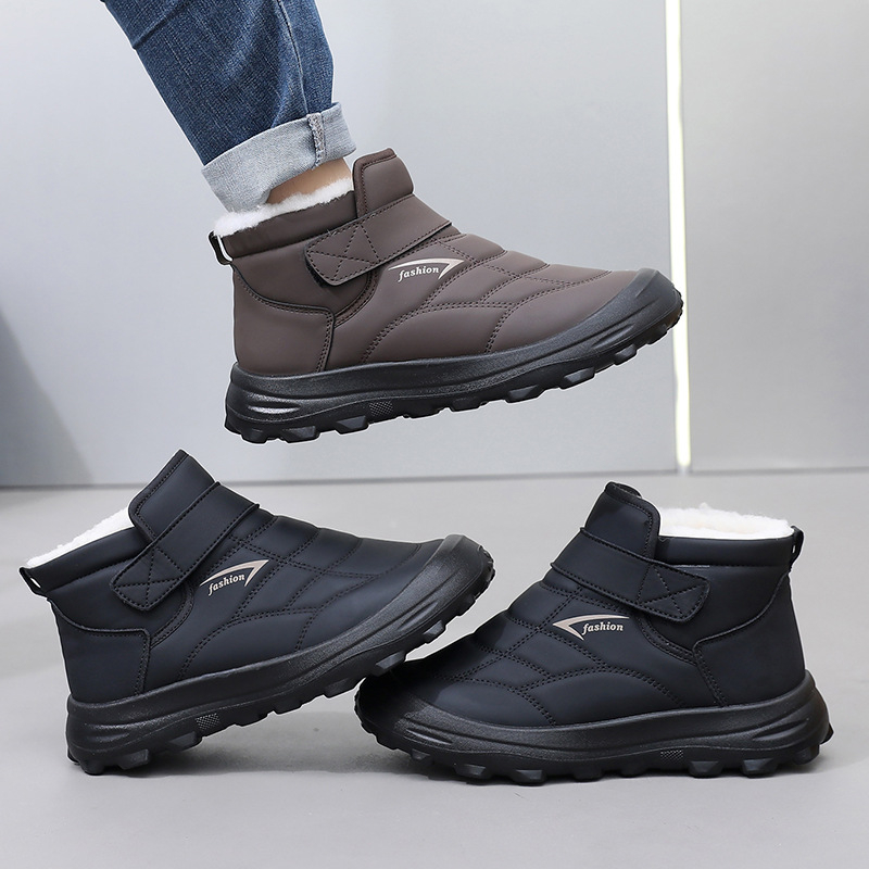 Χειμερινά Ανδρικά Μποτάκια Χιονιού – Αδιάβροτα, ανθεκτικά στην φθορά, μαλακή σόλα; πάνω μέρος: microfiber δέρμα; Velcro κλείσιμο; εσωτερική επένδυση από συνθετικό κοντό γούνινο ύφασμα
