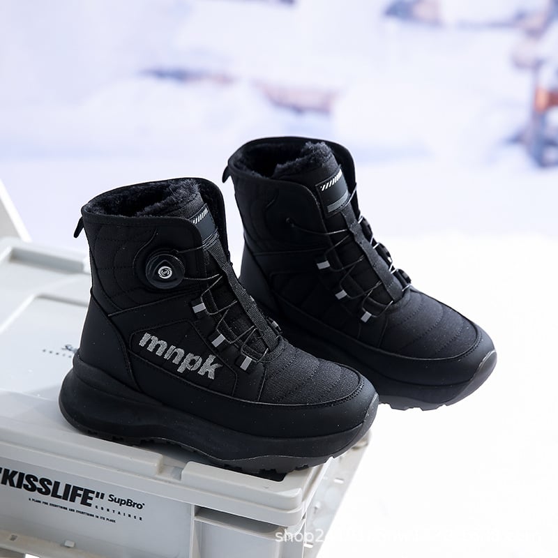 Снежни ботуши - водоустойчиви, противохлъзгащи, топли, горна част от естествена кожа, подплата от вълна и овча козина