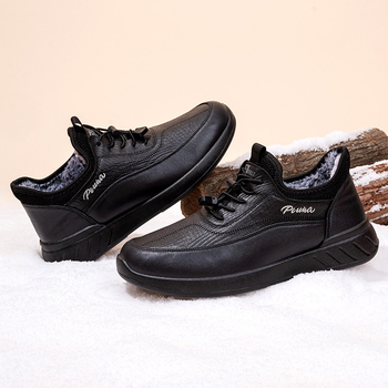 Ανδρικές χειμερινές παντόφλες με επένδυση φλίς, άνω μέρος από μικροϊνες και σύνθετη σόλα