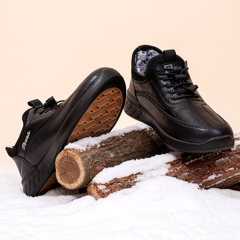 Ανδρικές χειμερινές παντόφλες με επένδυση φλίς, άνω μέρος από μικροϊνες και σύνθετη σόλα