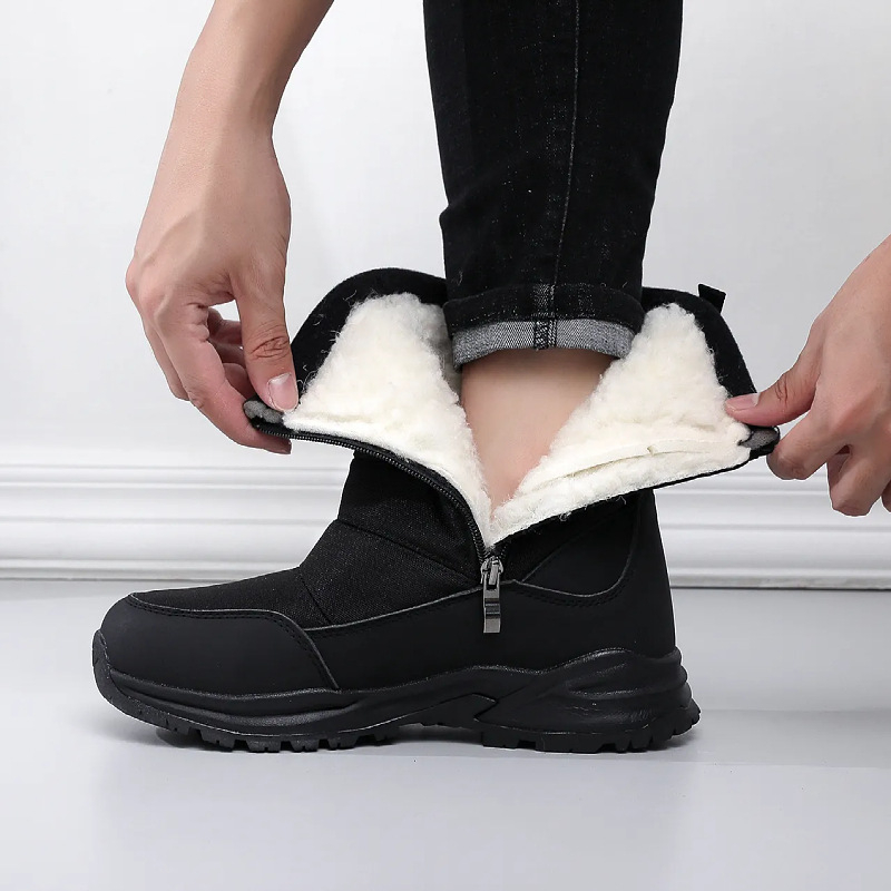 Snieginiai batai su šoniniu užtrauktuku, kanvas viršutinė dalis, vilnos ir avies odos vidus, atspari abrazyvijai gumos pada