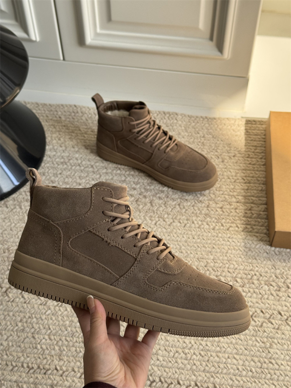 Vyriniai žieminiai sniegbačiai su vilnos pamušalu, vidinė avies vilna, viršus iš galvijų nubuko, gumos padas