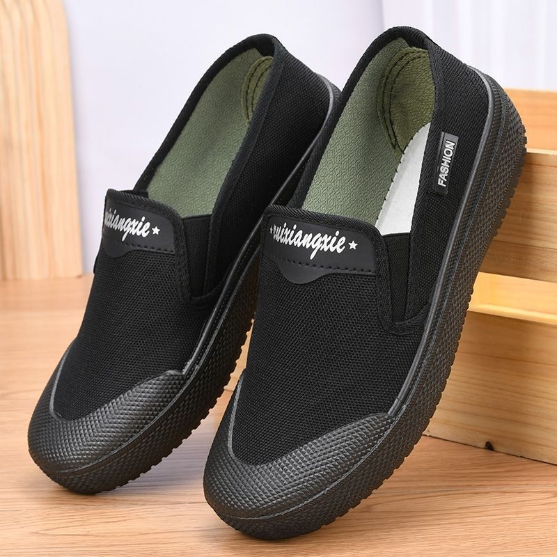 Pantofi Slip-On pentru antrenament cu partea superioară din pânză, talpă din plastic, respirabili