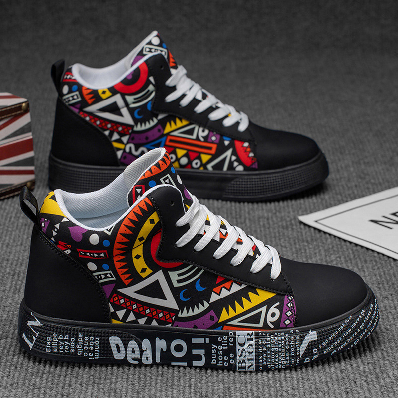 Platformos vászon sneakers, PU felsőrész, gumírozott talp, fűzőzár, kerek orr, középmagas felső rész (3–7 cm)