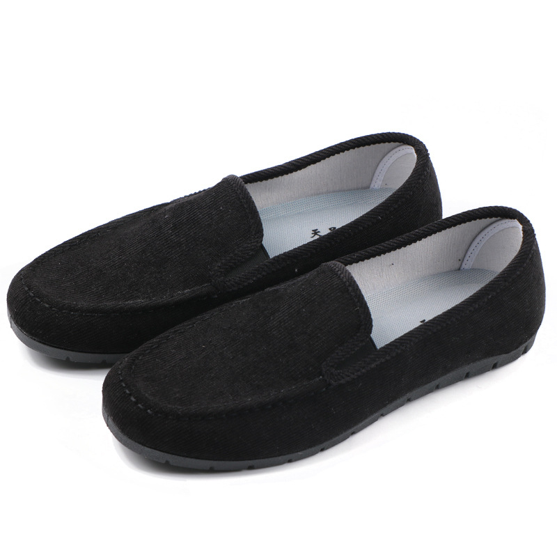 Muške platnene tenisice slip-on, gornji dio od brušene kože, okrugla špička, prozračne, potplat TPR