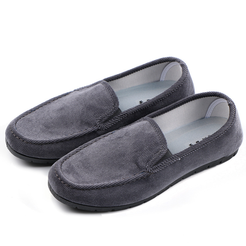 Muške platnene tenisice slip-on, gornji dio od brušene kože, okrugla špička, prozračne, potplat TPR