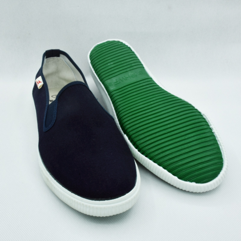 Protuklizne radne tenisice od pamuknog platna, slip-on dizajn, gumeni potplat, niski pet 1–3 cm, unisex