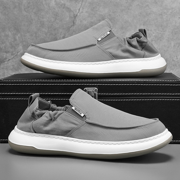 Muške slip-on tenisice, prozračni tekstilni gornji dio, okrugla prst, niski profil, EVA potplat