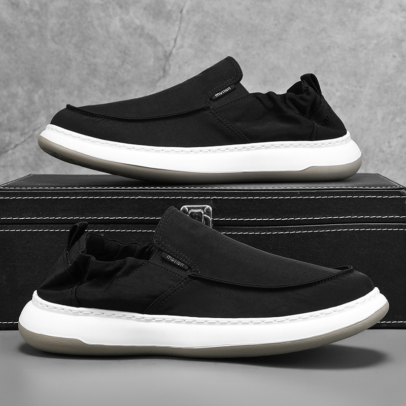 Muške slip-on tenisice, prozračni tekstilni gornji dio, okrugla prst, niski profil, EVA potplat