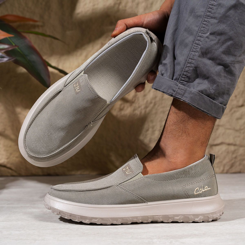 Casual slip-on platnene tenisice, prozračni gornji dio od platna, protuklizna PVC gumena potplat, niski kroj