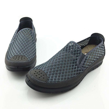 Uniszex hálós mindennapi cipő, kerek orrú, középmagas felsőrész, alacsony sarka 1-3 cm, légáteresztő gumitalp.