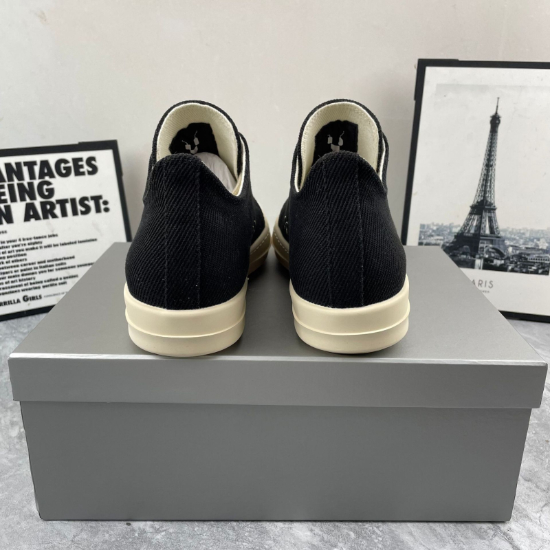 Adidași unisex din pânză, cu design cu stea cu șase colțuri, talpă groasă, respirabili și care măresc înălțimea, cu fermoar (Partea superioară: pânză; Talpa: cauciuc; Înălțimea tocului: 3–5 cm; Deschidere: >11 cm; Închidere: fermoar)