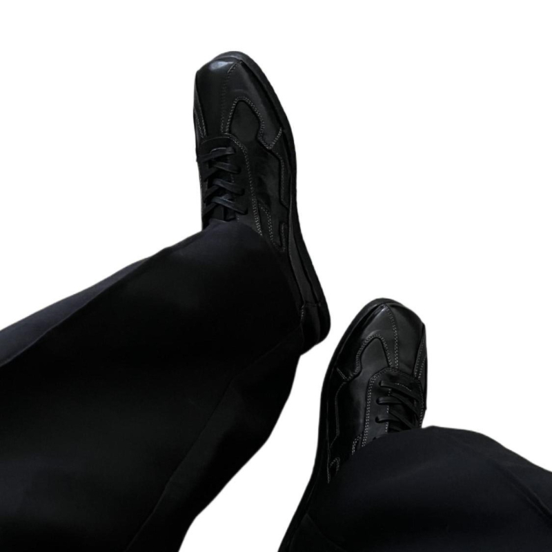 Pánske bežné Derby topánky: textilný vrchný diel, mikrovláknová podšívka, zapínanie na šnúrik, vulkanizovaná gumová podrážka, špičatý nos