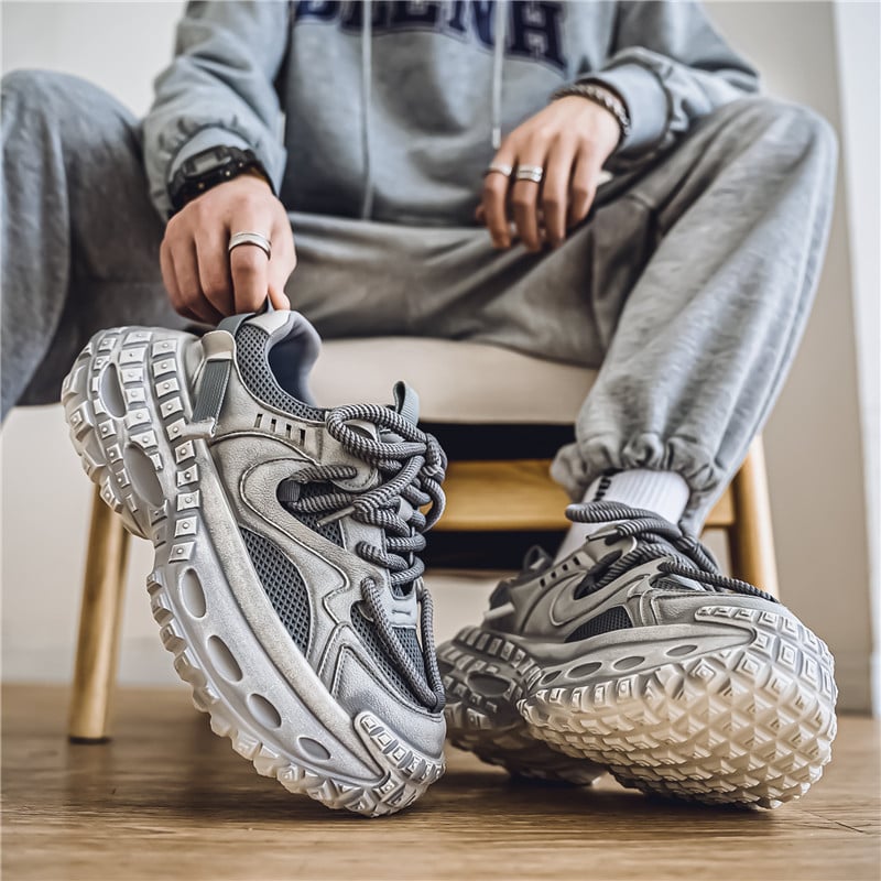 Ανδρικά αθλητικά παπούτσια με σόλα τύπου ελαστικού, αντιολισθητικά, διαπνοή με δίκτυο στο επάνω μέρος, με κορδόνια